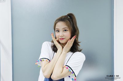 la única razón por la cual no asistiría al #𓈒ུ𝟎𝟗𓈒᭬𝓯𝓮𝓼𝓽 sería que me lo pidieran las dueñas de mis quincenas aka ꒰ izas &amp; syn ꒱⁠ ˖⁠♡ y como eso no sucedió, me verán todo el día en la fiesta por el #로켓펀치𓈒᭬𝟷𝑠𝑡𓊈𝑦𝑒𝑎𝑟𓊉. 💐✩

𝐛u𝚋𝚋le gum!   𖦹 ֶָ  #𝐤aia