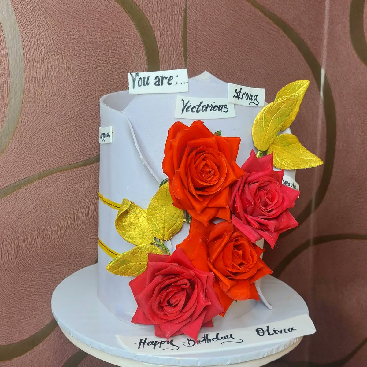 triark_kitchen's tweet photo. Cake is not just a food, it's an emotion." - 

Contact us to make you the best cakes for your occasions 0754308272 located in Kyaliwajjala Namugongo and we do deliveries wherever you are 🤗 

#triarkkitchencakes #cakedesign #Ugandanbaker #womaninbusiness #FormetoliveisChrist❤️ https://t.co/SETVyVrIG3