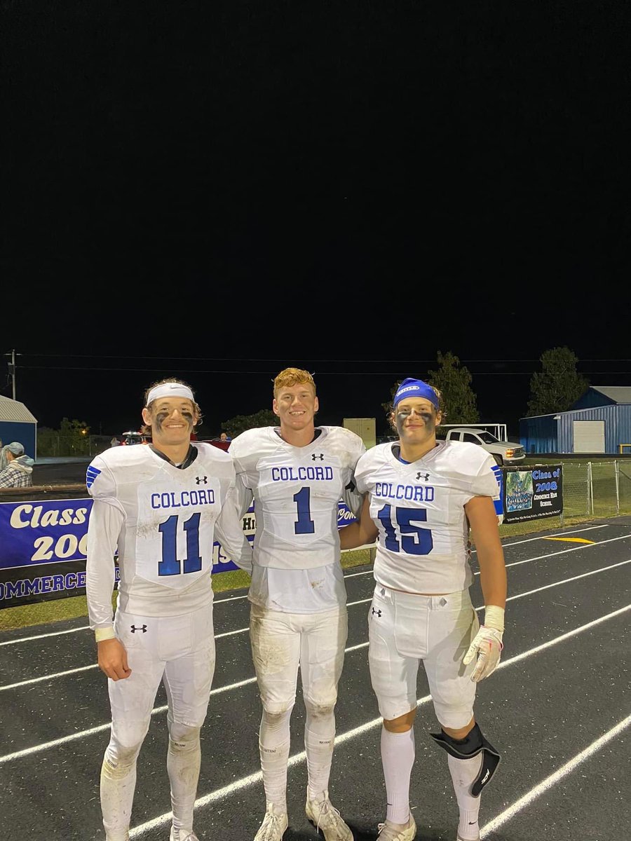 linn_cade15's tweet photo. Love playing with these guys 5-1 let’s keep it going 
@CoachWhitmire @coachfurrey @CoachJack21 @CollegeScoutFL @CoachToddBates @unlvfootball @NSU_Football @NE_Ok_HS_Sports @GorillasFB @6starfootballOK @FBUcamp @Coach_Caruso @CoachToddBates @CoachCarthel @_CoachDonald https://t.co/dMrgYdkWYA