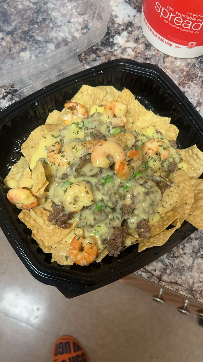 ancepps's tweet image. Do y’all still love men that can cook?