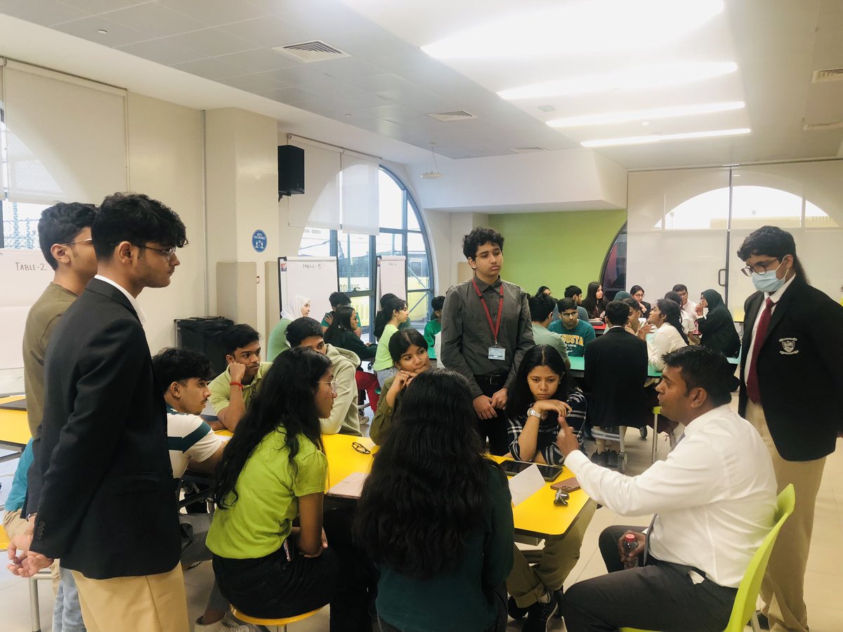 12B_AT_NMS's tweet photo. 📚 Live at NMS! 📖 Parents and students sharing life stories, inspiring young minds during our #LivingLibrary segment facilitated by 12B &amp; our incredible English Teachers for the Literacy Week🌟 #StorytellingInProgress #nevergiveuptuesday @SumiBinny1 @TeresaRusten @Fatima_Martin https://t.co/698pQFHyOK