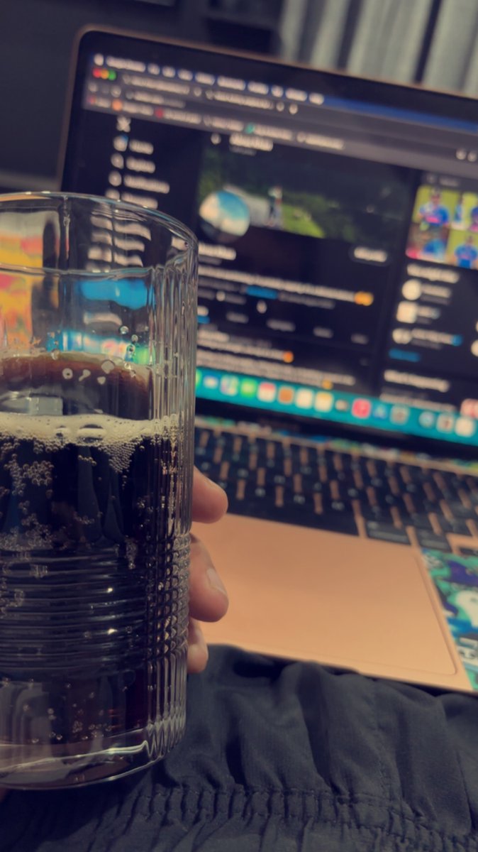 iamabraz's tweet photo. MacBook + Soft Drink = The ultimate duo for a productive afternoon! 🤓💻🥤
What's your go-to work setup?
#ProductivityEssentials #MacBookLove https://t.co/Ega7HW8zgy