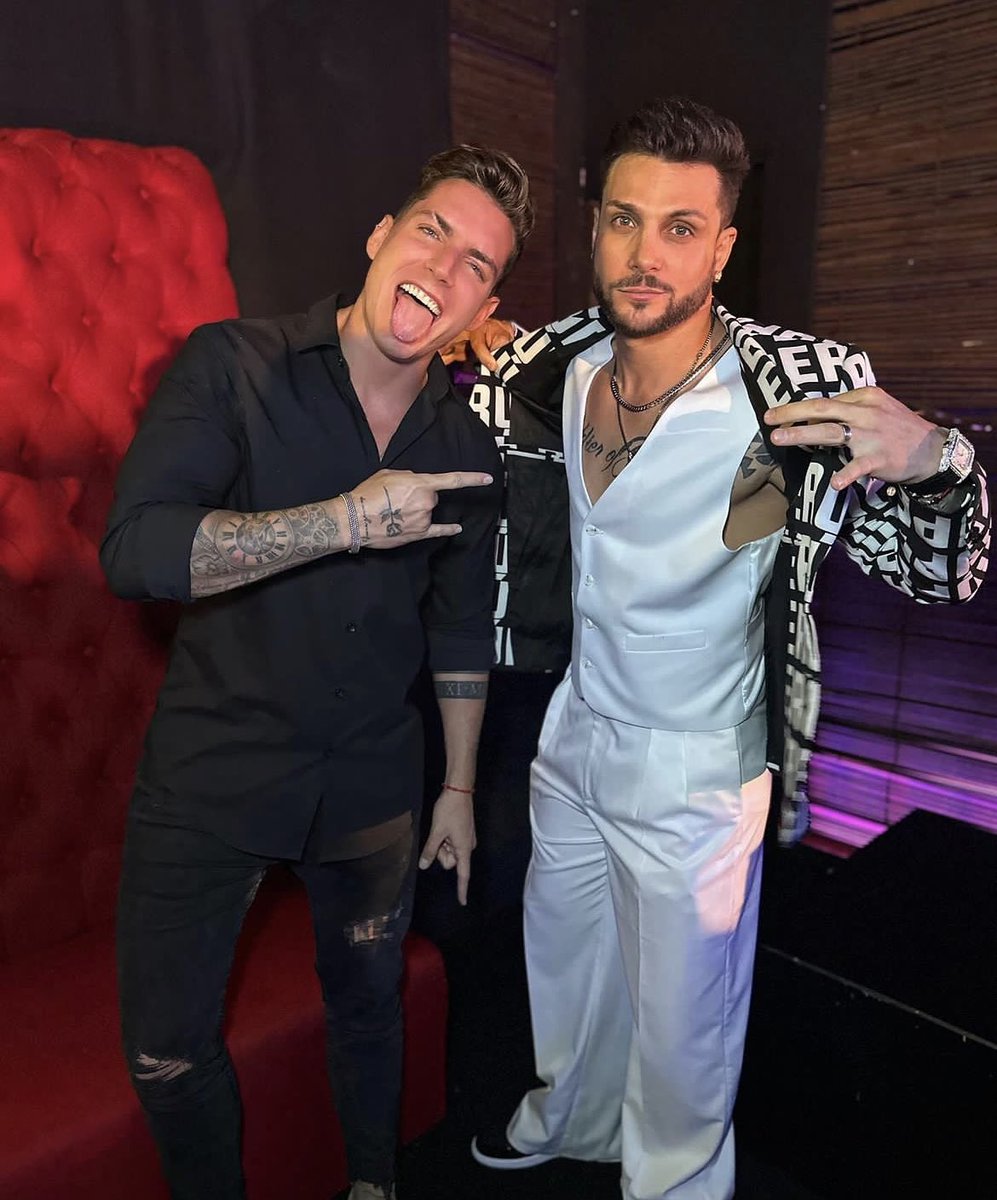 📸| ¡Nicola en el instagram de Agus! Les dejo el link para que dejen sus comentarios en el post y vean el resto de las fotos 😊❤️‍🩹

🔗: instagram.com/p/CyNGxUnO-1p/…

#NicolaPorcella