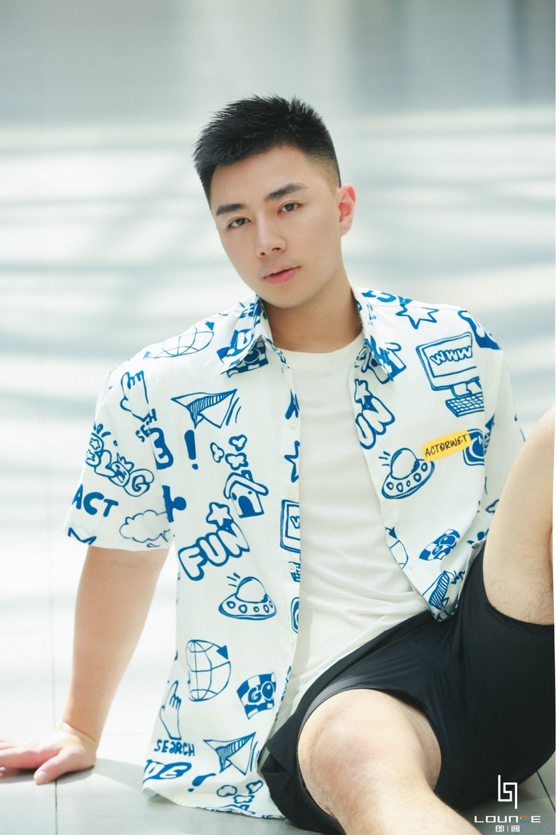 CqLounge's tweet photo. 小新｜25-175-75
是纸包鸡小新哦，不是蜡笔小新 https://t.co/lqebcRi5cS