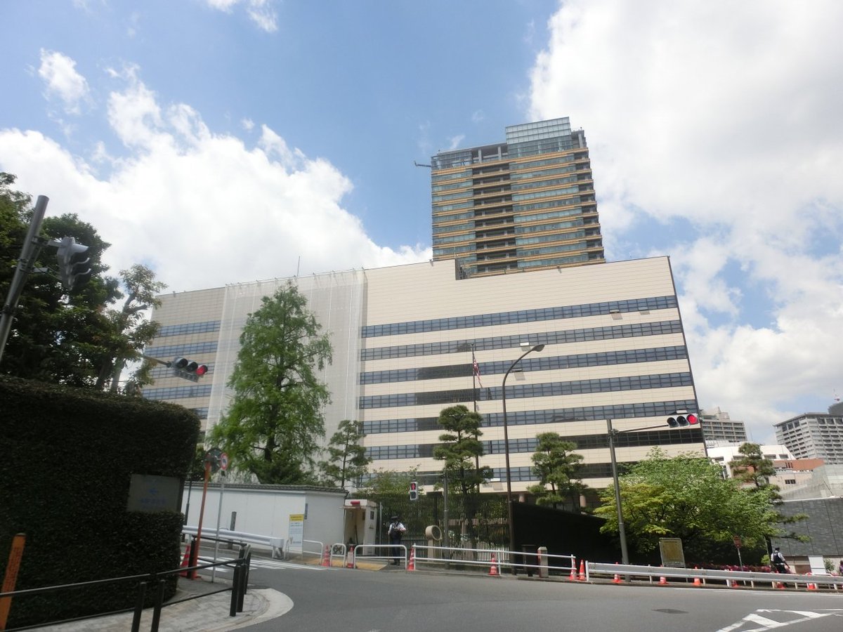 HaLuz_Timor's tweet photo. ここで様々な国の在日大使館を見てみましょう。
在日アメリカ大使館
在日イギリス大使館
在日フランス大使館
＿人人人人人人人人人人＿
＞在日東ティモール大使館＜
￣Y^Y^ Y^Y^Y^Y^Y^Y^Y￣ https://t.co/9TMIisjJRM