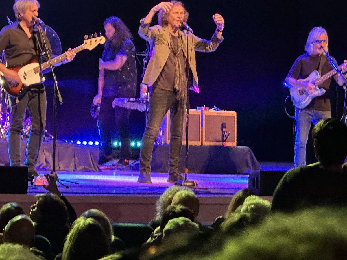 ls1126's tweet photo. Terrific show tonight @TheZombiesMusic!!! Loved it! @TheLensic https://t.co/ox7GpJsYBB