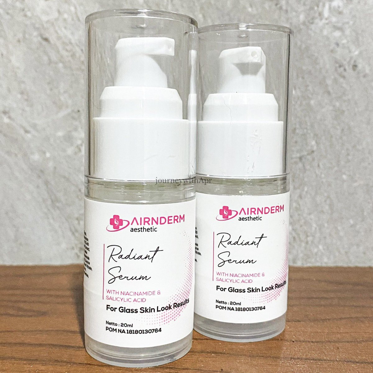journeywithApr's tweet photo. life saver ngatasin jerawat &amp; komedo:

semenjak pake radiant serum udah gk mau pindah ke serum yang lain! kalo boleh bilang serumnya ajaib buat acne prone skin✨💯 https://t.co/hPxkhOcrj6
