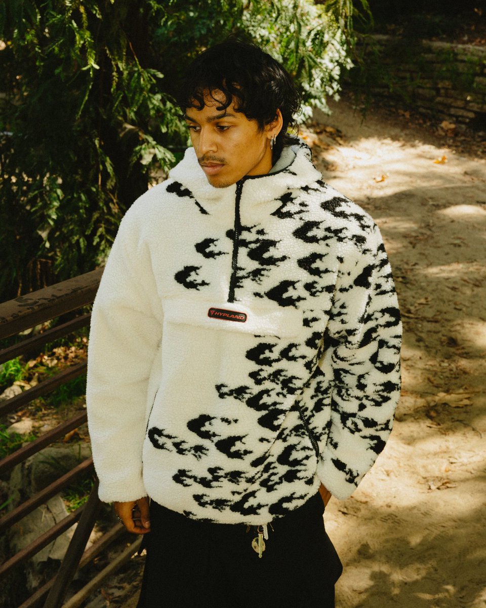 JustFreshKicks's tweet photo. Naruto x Hypland "Curse Mark" Hooded Sherpa Fleece

📅 October 14th https://t.co/yAmoIc9nGQ