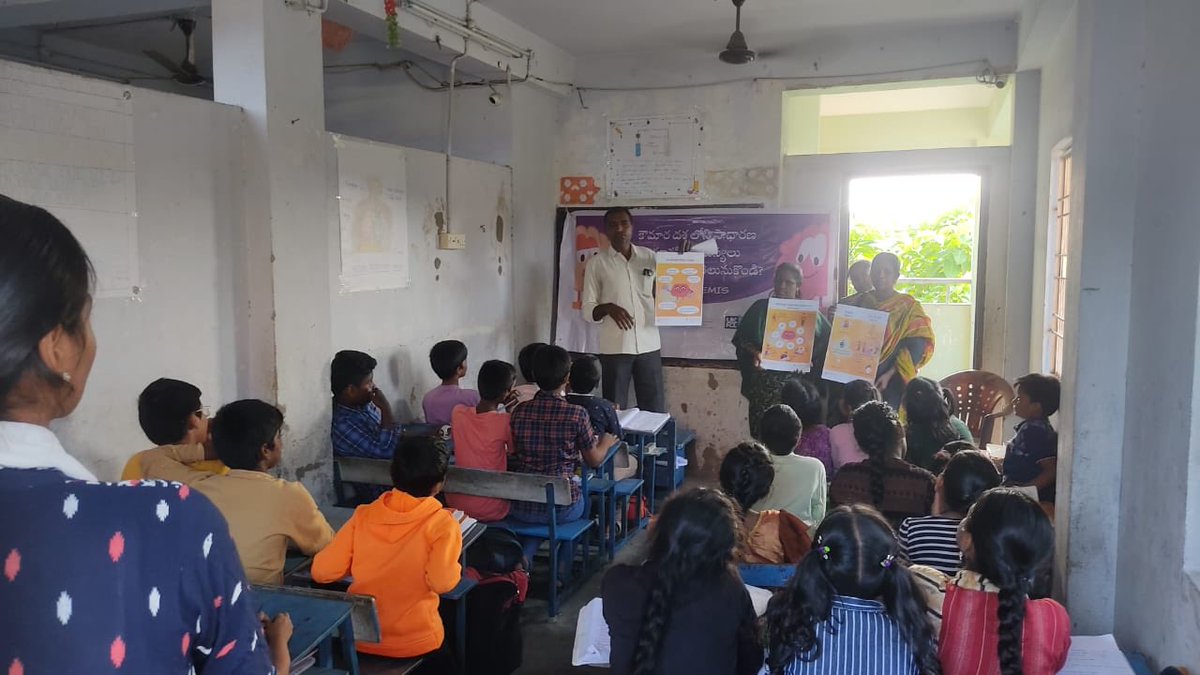 skallakuri8's tweet photo. Excited to share the mental health awareness sessions among adolescents in a school in an urban slum of Vijayawada by team Artemis! What a way to promote positive mental health on the occasion of World Mental Day!!! https://t.co/XZTamC7YEi