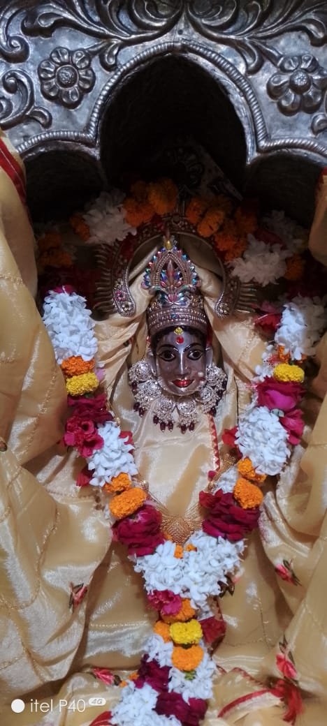 🚩दिनांक - १०/१०/२०२३🚩
🚩दिन : मंगलवार🚩
🚩🙏🙏माँ संकटा माता संध्या दर्शन ��🙏🚩
.
Page like👉 : Sankata Devi Mandir Lakhimpur
.
.
#navratri #navratrispecial #garba #india #durgapuja #mumbai #jaimatadi #durga #festival #love #instagram #devi #maadurga #photography #maa