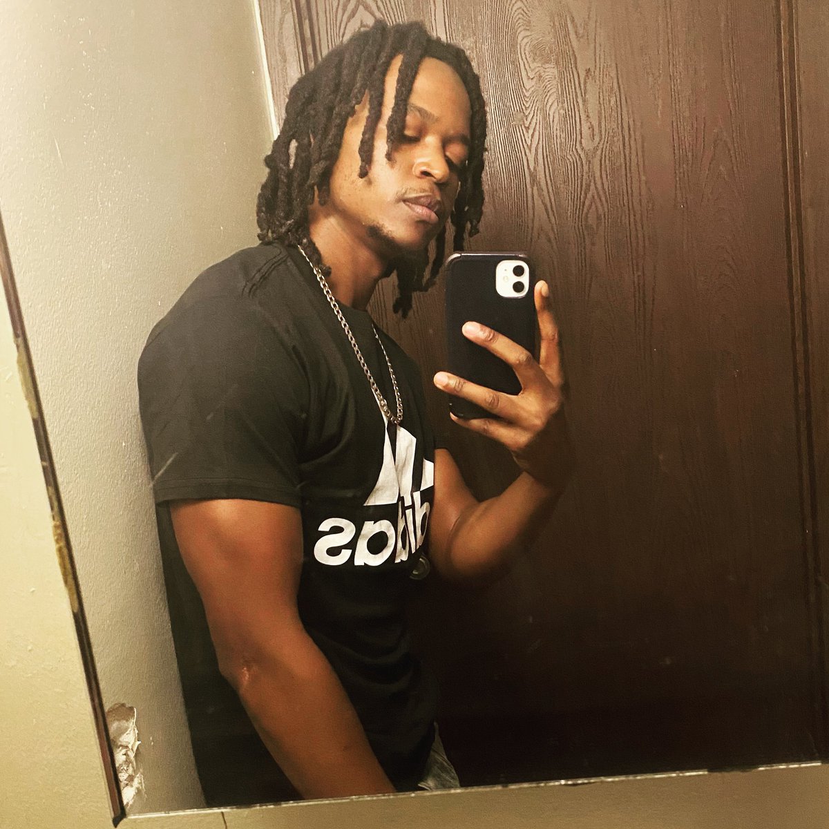 Donnell21391540's tweet photo. 🖤 https://t.co/VsGiy9LIqC
