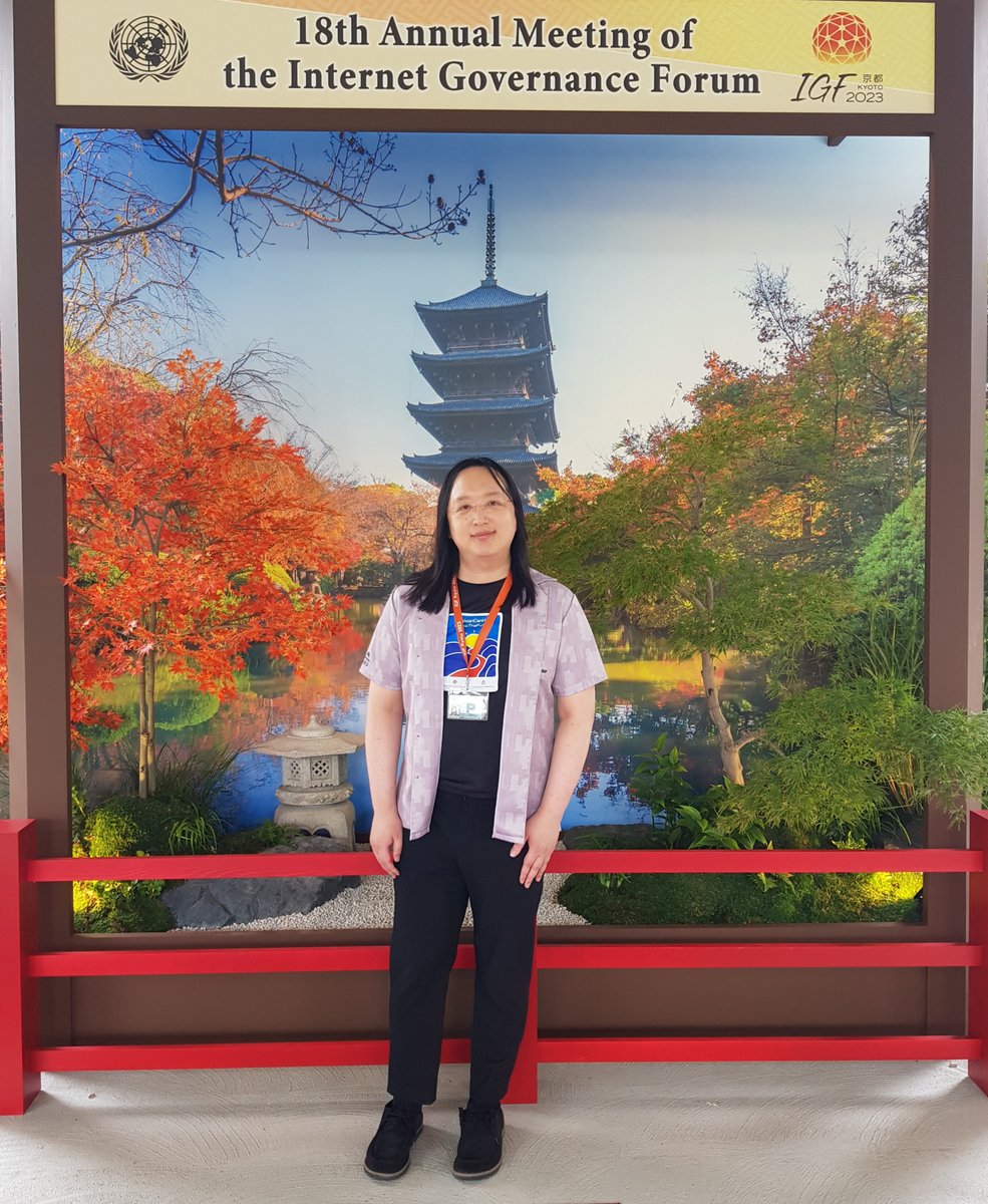 audreyt's tweet photo. #IGF2023🇺🇳 is a peerless platform for pursuing the #FutureWeWant.

#Taiwan’s🇹🇼 National Institute of Cyber Security is on-site sharing experiences &amp; seeking strategic partnerships of prosperity &amp; sustainability.

Let’s co-create the #InternetWeWant &amp; #FreeTheFuture🖖 — together! https://t.co/Qk60RRzTWT