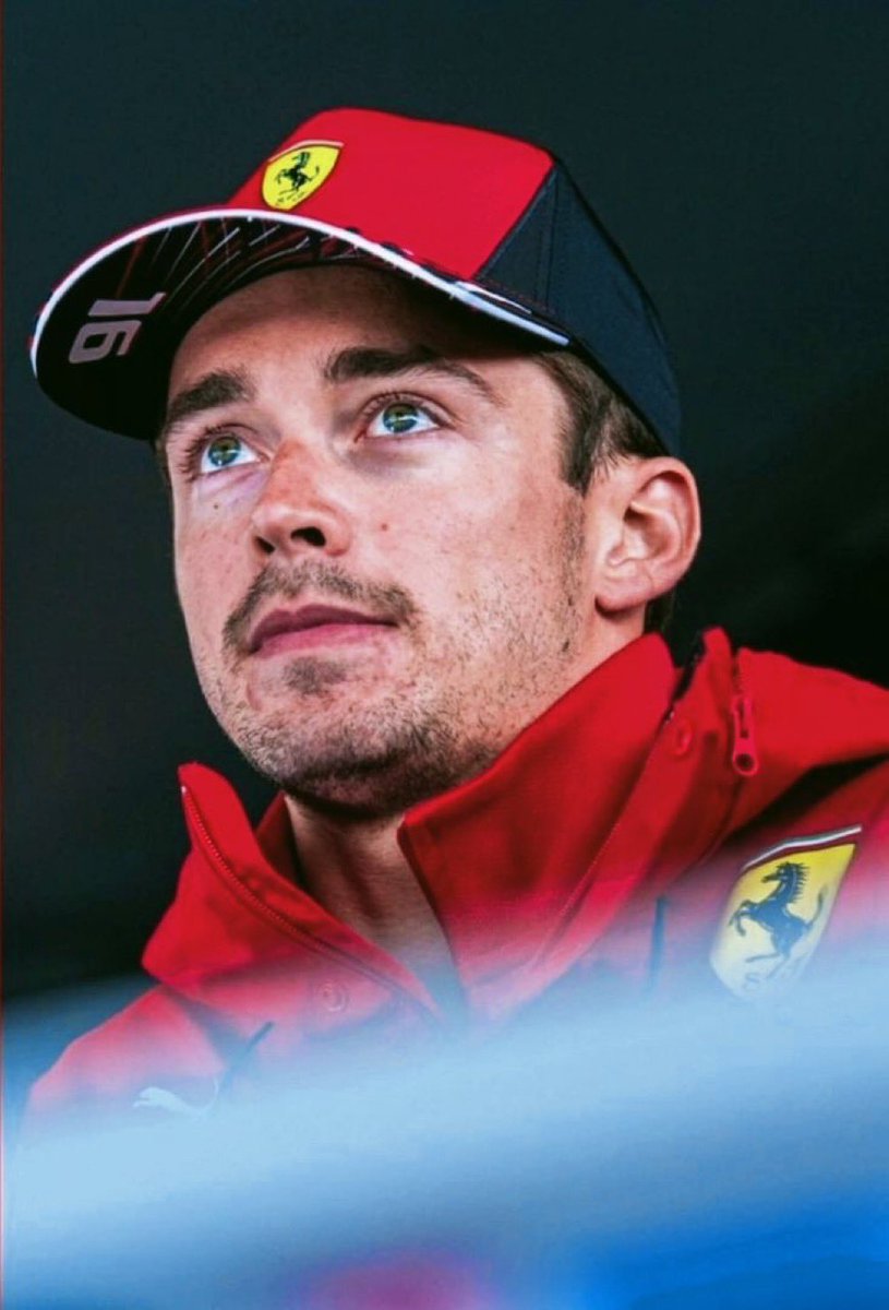 gn guys, nice day today, got my b12 injection which was good! nice day tomorrow, anyways, ily! gn! 😻🫶❤️