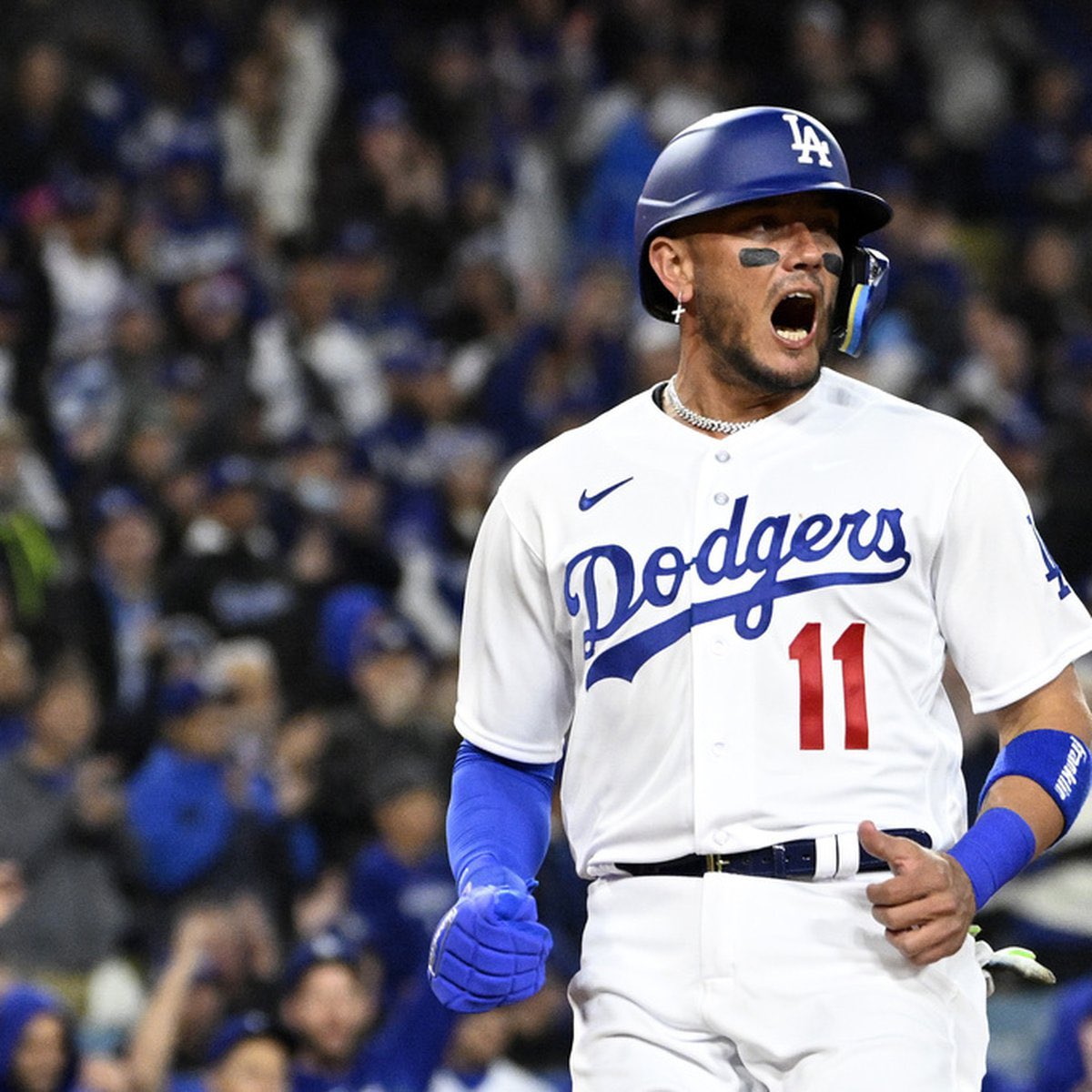 DeVriesBurner's tweet image. Win or lose, will always love the Dodgers.

I’m mad tonight, and I’ll be mad if/when we get eliminated.

But this is the team I grew up rooting for and grew up loving. I’ll cheer for every game and at every moment. That’s something that won’t change regardless of if we win or not