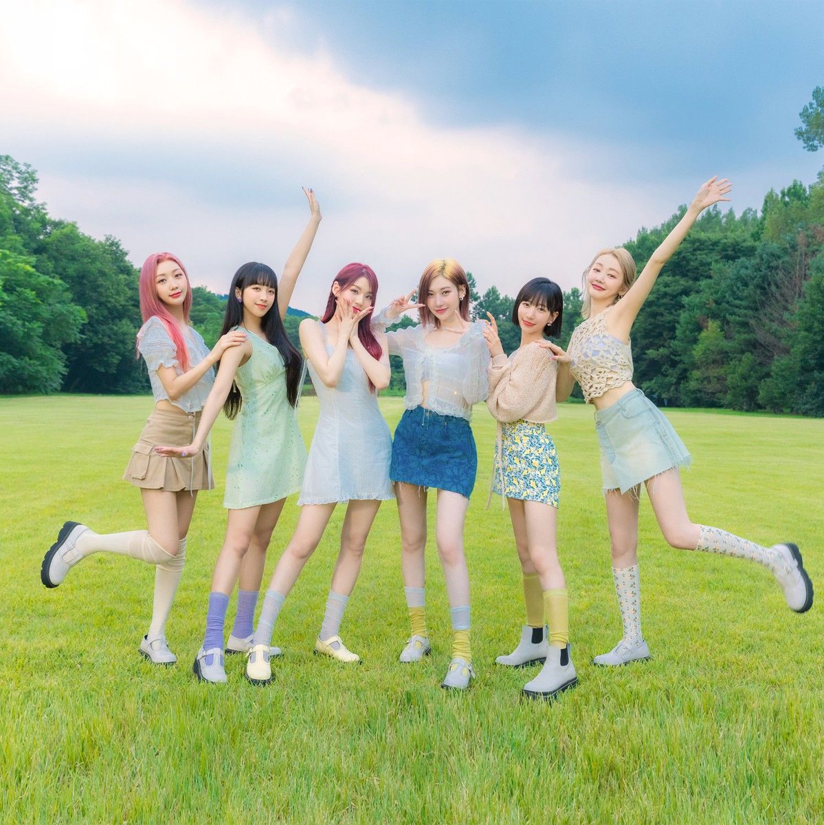 5N_TRENDS's tweet photo. [FOR BRAND REPUTATION]🔔

•Retweet and reply if it passes on your TL using the format below!

시크릿넘버 최고의 걸그룹
시크릿넘버 우리의 즐겨 찾기
시크릿넘버 우리의 사랑
시크릿넘버 재미있는 그룹
시크릿넘버 글로벌 그룹

#시크릿넘버 #SECRET_NUMBER 
@5ecretNumber https://t.co/5YeyILEYXX