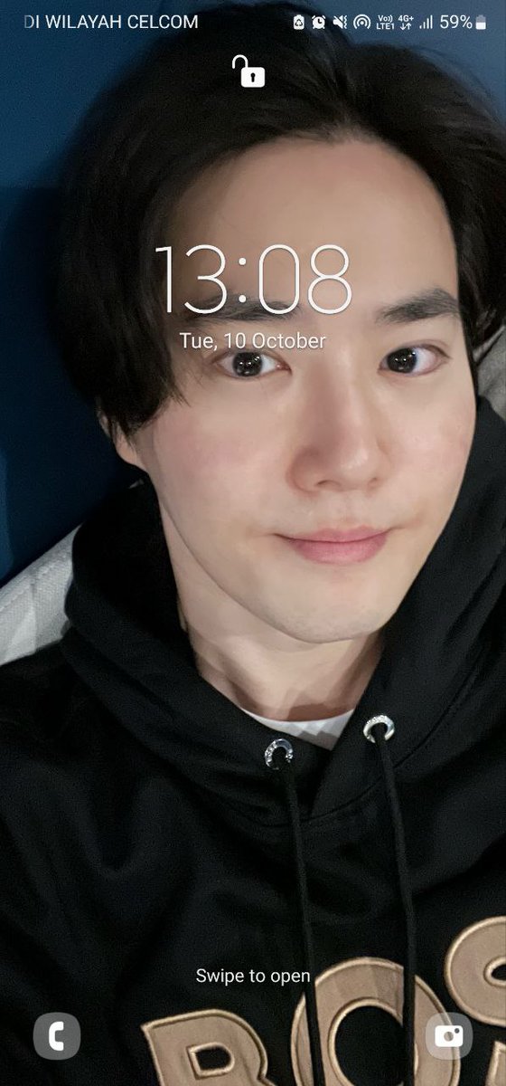 RafdinaHouse's tweet photo. I don't care too 😅✌️#suho is #myeyecandy https://t.co/mmzJTE9ITS