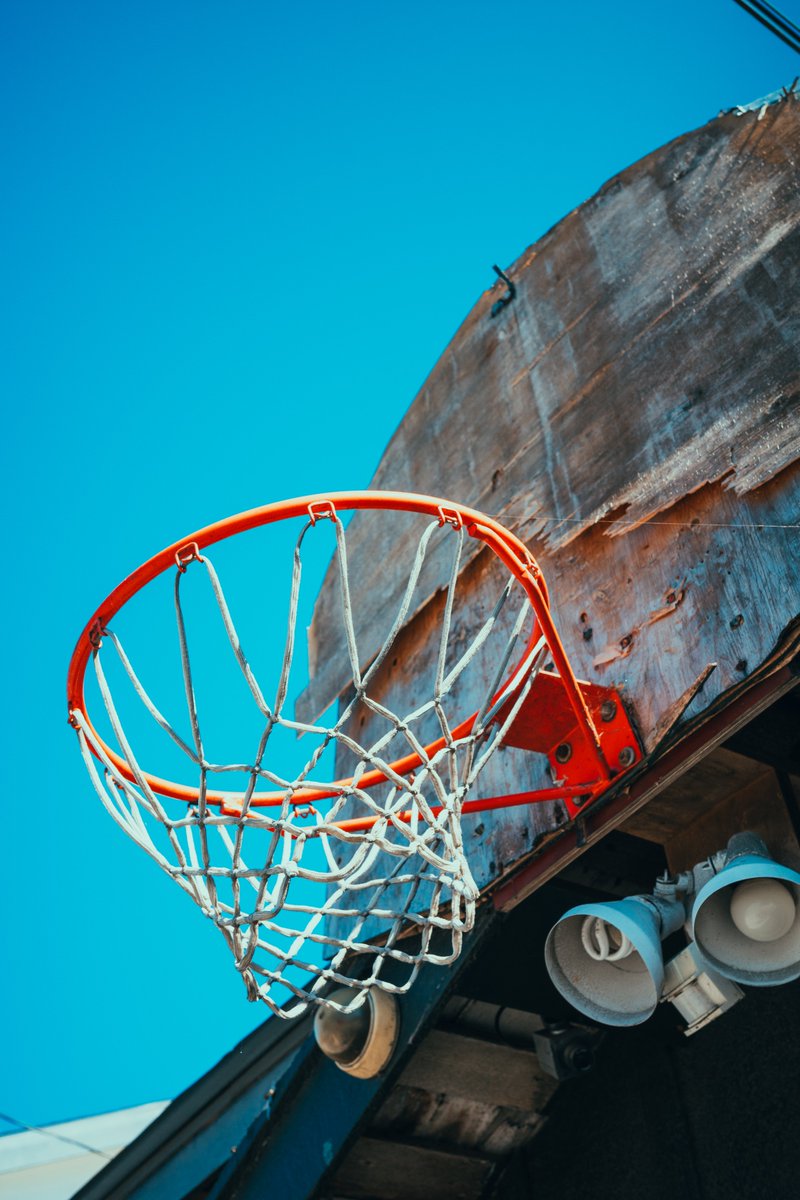 TSV2 #16 - Venice, CA

hypernormal.space/products/takin…

rarible.com/token/0x91fbe1…

#StreetPhotography #Hypecourts #PhotoNFT #NFTs #Prints #Venice #Veniceball