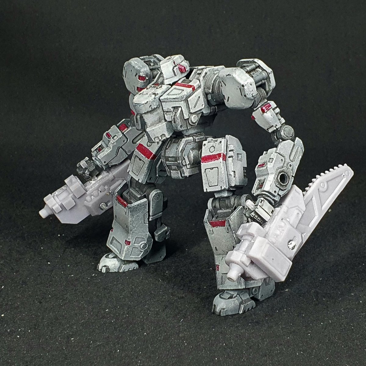 SeanSuchanya's tweet photo. Experimenting with an alternate design for the ripper blades. A folding varient might have a more interesting silhouette. Further edits and test prints will be needed. #mech #mecha #robot #miniature #3Dprinting #3dprint #toyprototype https://t.co/8ho5SybcRH