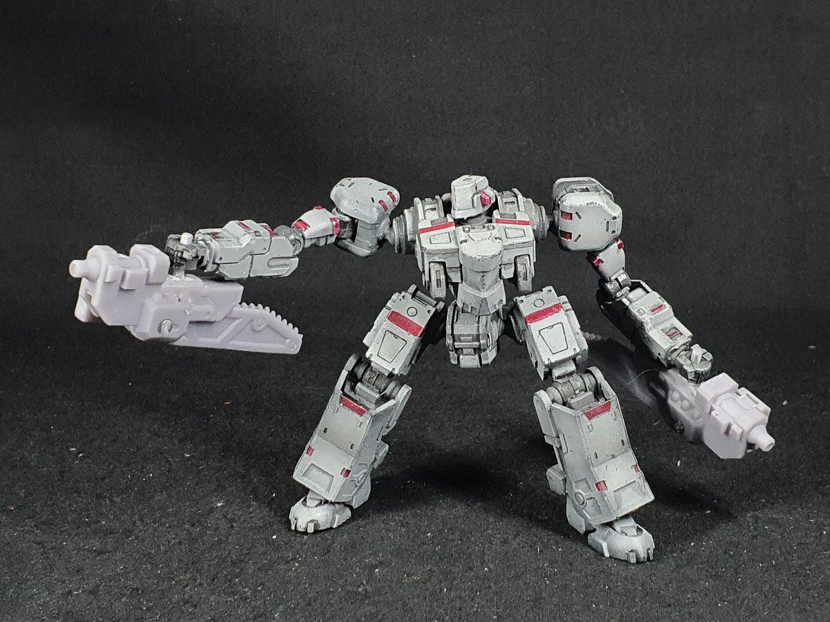 SeanSuchanya's tweet photo. Experimenting with an alternate design for the ripper blades. A folding varient might have a more interesting silhouette. Further edits and test prints will be needed. #mech #mecha #robot #miniature #3Dprinting #3dprint #toyprototype https://t.co/8ho5SybcRH