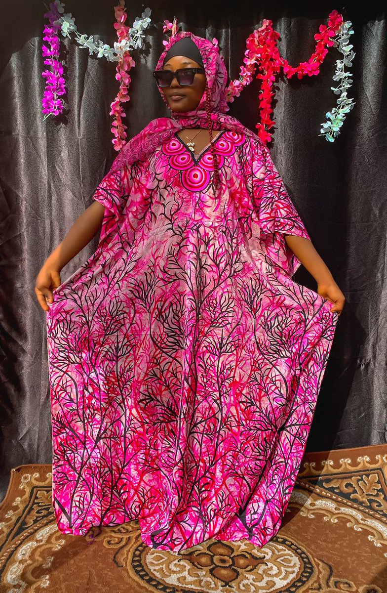Spice up your richie aunty clique with this lovely dress. You don't have to break the bank. Price: #5,000 It's a One size for all. Please RT. @Jomilojju @heeeroooh