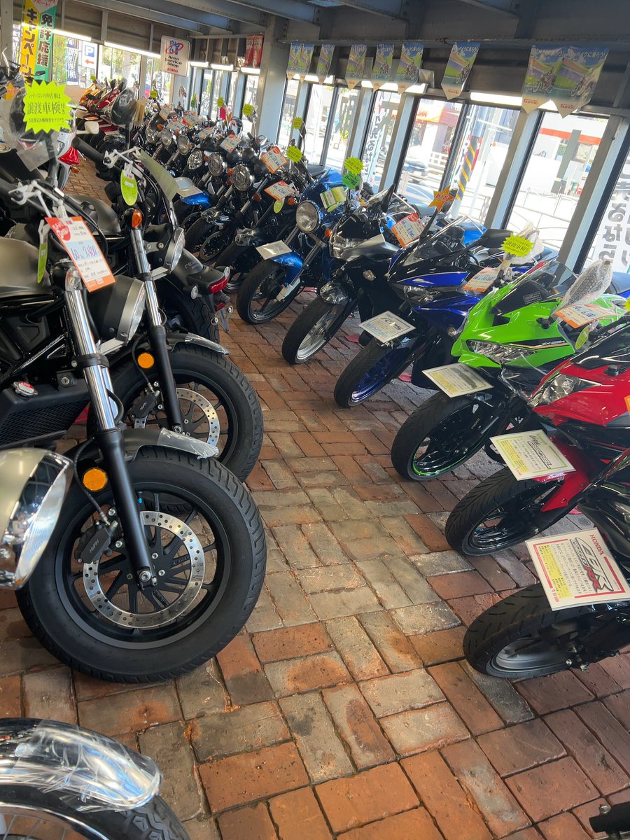 ririi_doco's tweet photo. バイクも安くなったなぁw https://t.co/qZQ0pstLF9
