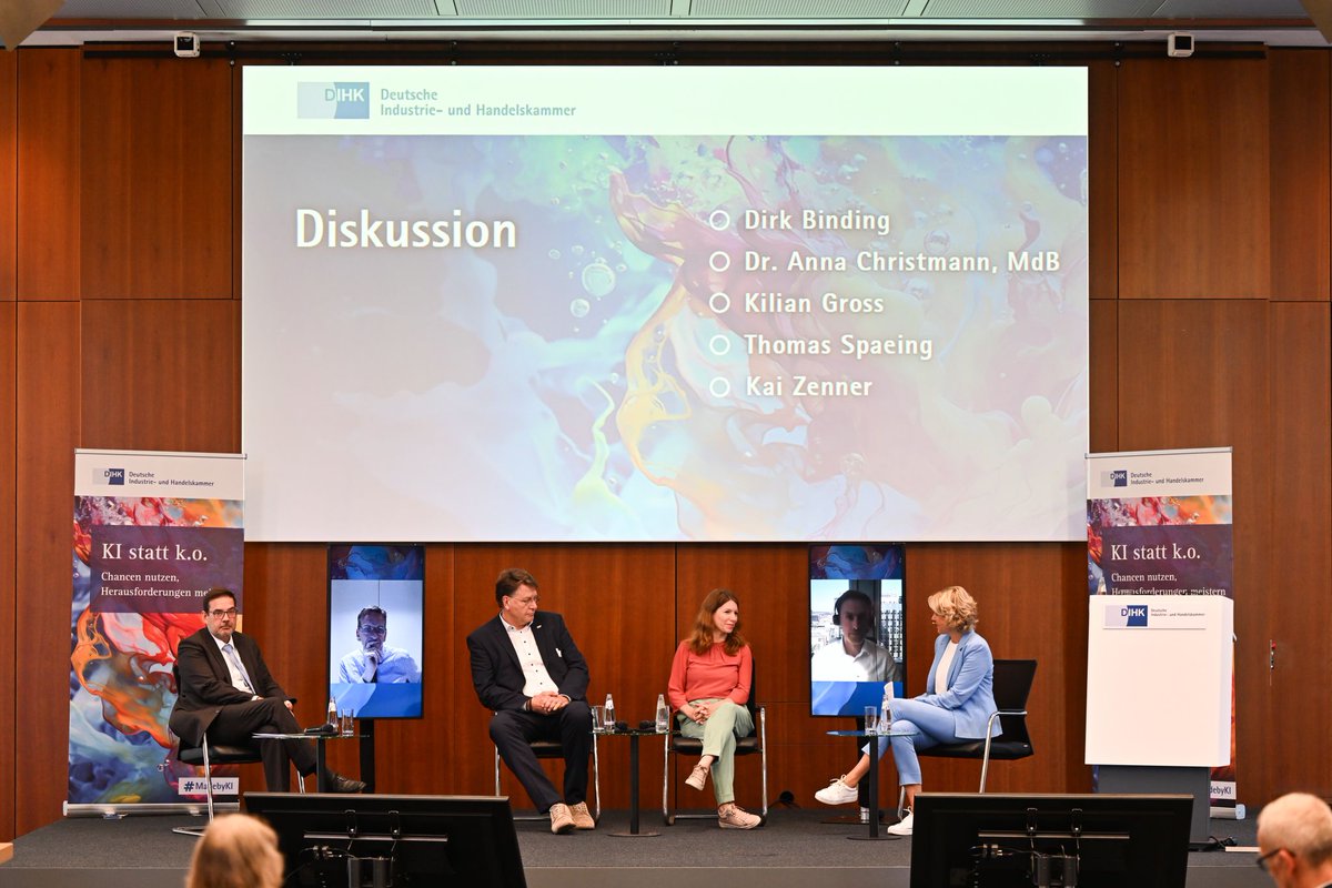 What did I do in September on top of accelerating #AIAct negotiations and facing the start of the flu season in Leo’s crèche? Below a summary with links to 2 podcasts and 11 events #EU #AI #data #digital