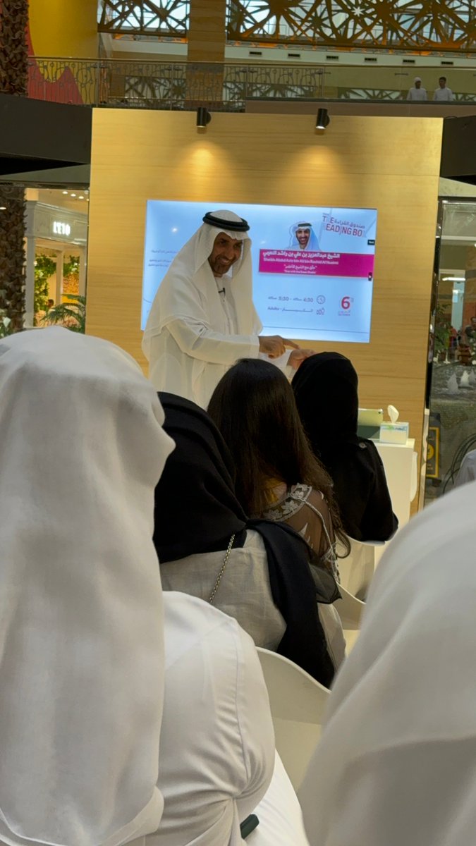 AMPublishersUAE's tweet photo. Our esteemed author "Green Sheikh" in the amazing Reading Box event held in at Mirdif City Center.
#ReadingBox #DubaiCulture #Books #dubailaibrary #emirates #Reading https://t.co/ZxCBj9r9l0