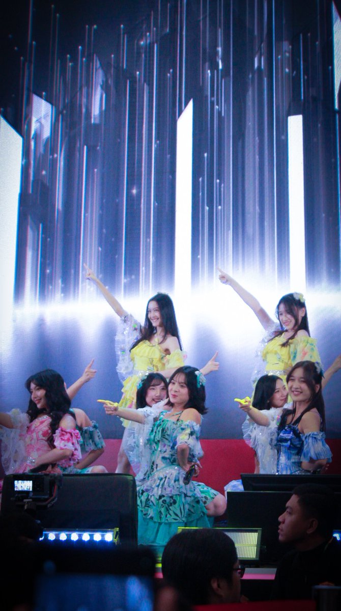 risqul_akbar's tweet photo. JKT 48 at ROS 2023
#jkt48 #zeejkt48 #ROS2023 #greeseljkt48
#Cornelia #graciajkt48 #jessijkt48 https://t.co/cVxjGHARHw