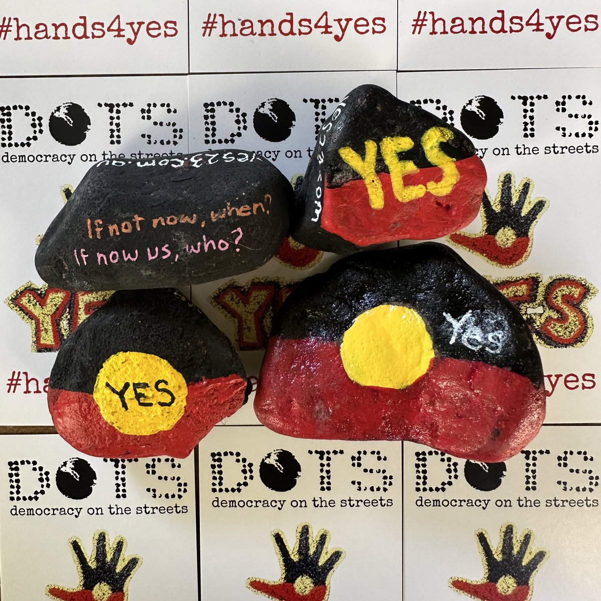 DemOnTheStreets's tweet photo. If not now when? If not us who?
#CreateYes #Hands4Yes #VoteYes https://t.co/JbVnqoO1kl