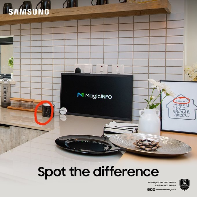 @SamsungKE The differences are circled 
#MoreWithSamsung #MoreWowThanEver