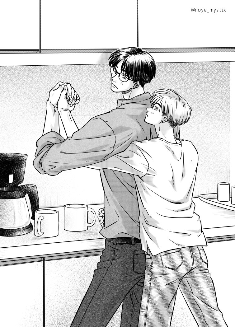 수겸이 손 
작고 귀여움.