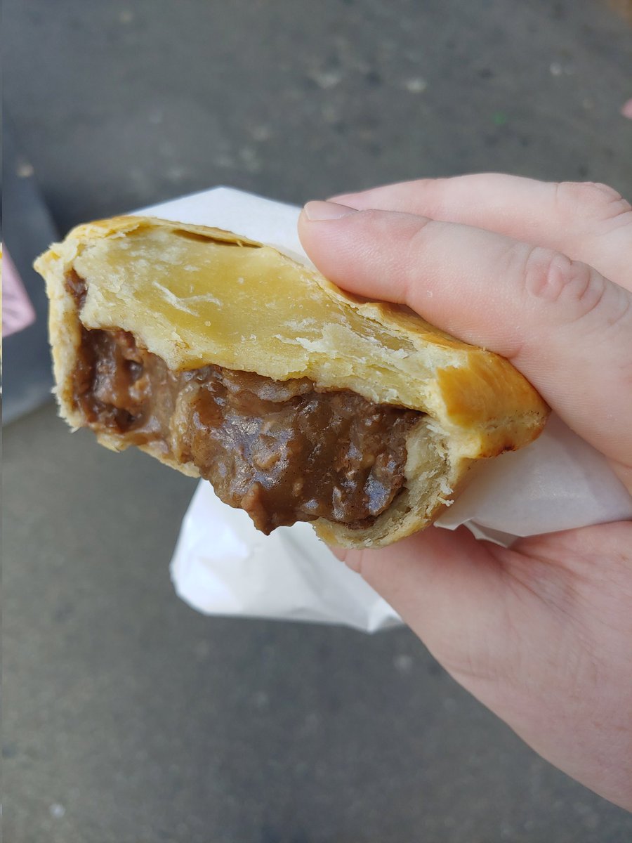 _mhmartens's tweet photo. Slightly bigger, pastry is the same. Really awful playground though. https://t.co/vWai6M0RCa