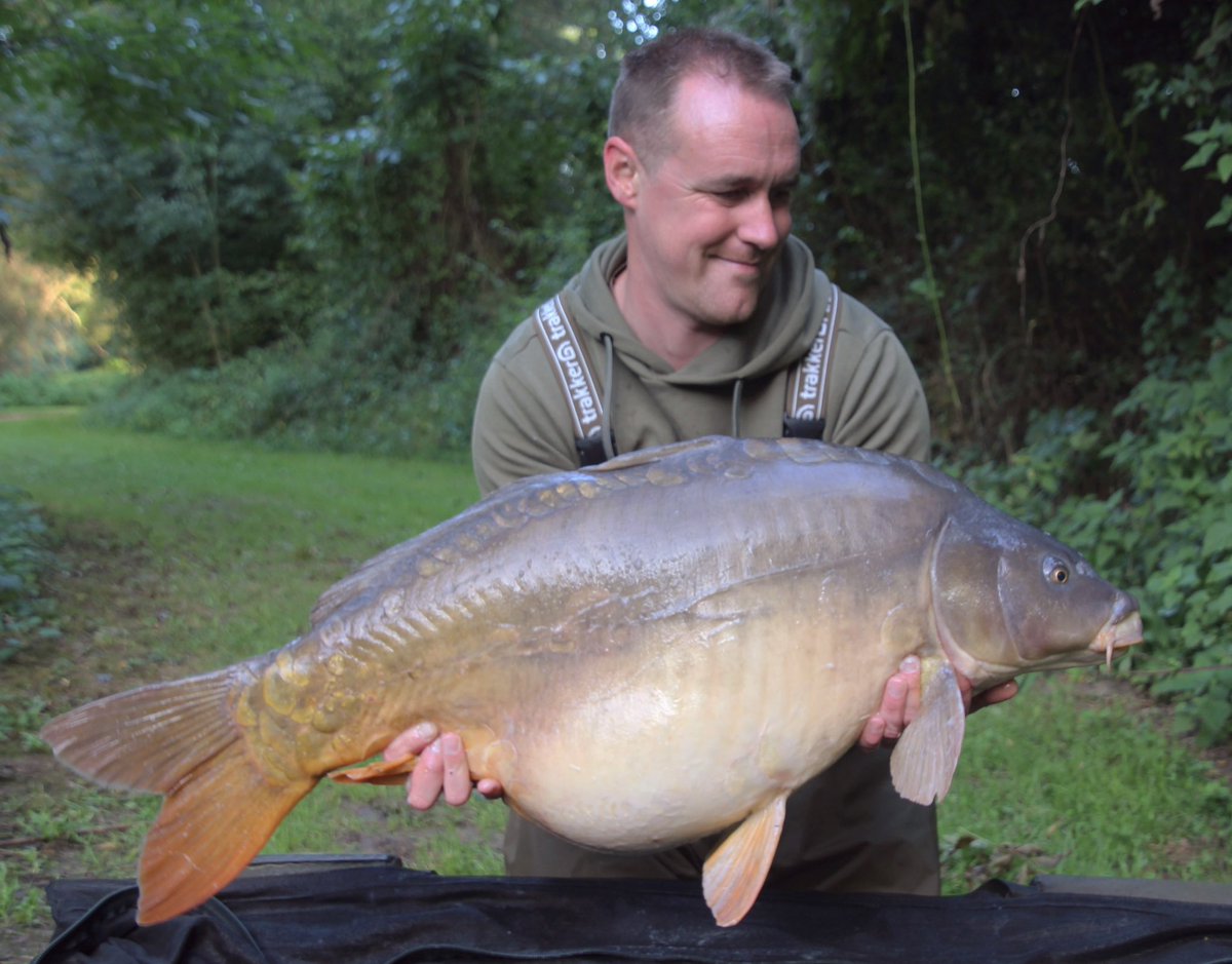 CoppsPhil's tweet photo. Well a weeks #fishing in #France is over ☹️ and back to #Work 😩 a personal best of 57lb 08oz and another memory created with my Angel 😇 https://t.co/C73kjUSrip