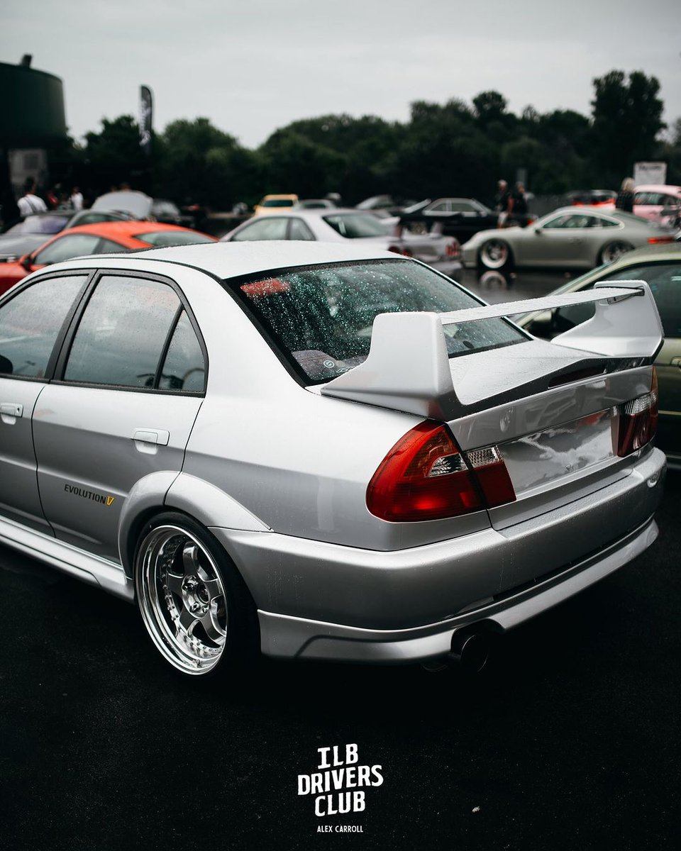 JDMvibes_'s tweet photo. Mitsubishi Lancer Evo ⚔️ https://t.co/dqRcSvOcCv