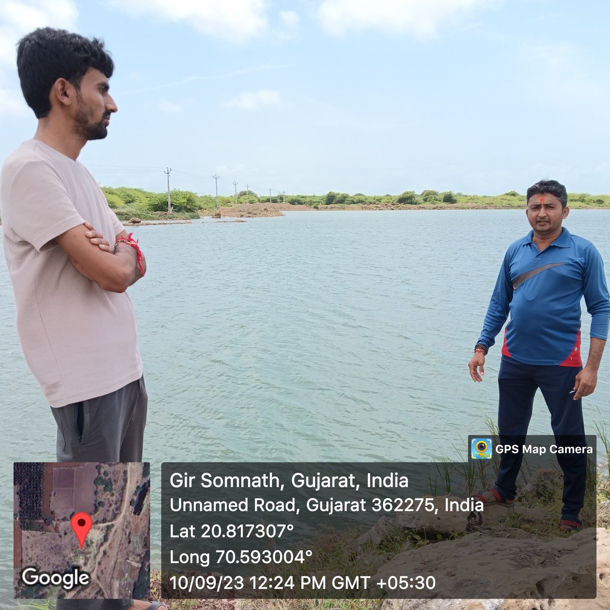 Hiteshvala98's tweet photo. વારંવાર ઘણી ફરિયાદો કરતાં પણ નિવારણનો નથી આવતા, ઘણી ફરિયાદો તો સ્વાગત પોર્ટલ પણ કરી છે.તંત્ર પણ આંખ આગળ પટ્ટીઓ ધારણ કરી લીધી છે. આવી જ પરિસ્થિતિ હાલ સૂત્રાપાડા તાલુકા ના લોઢવા ગામ ની છે. https://t.co/3sjJNPCUpZ