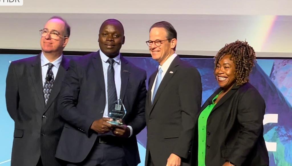 ScienceAlly's tweet photo. @KMonjero #AllianceForScience fellow honored by @ScienceCenters  at the  #ASTC2023AnnualConference for his perseverance in making Science Center Kenya a reality. https://t.co/ip4QTd90fi