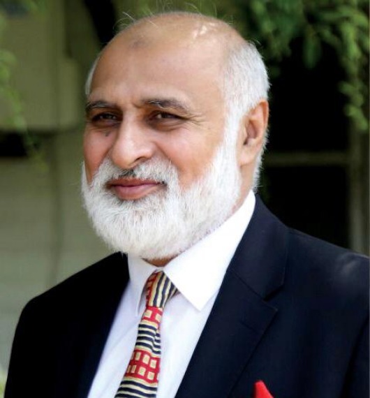 DeansConference's tweet photo. Meet ENGR. PROF. DR. NIAZ AHMAD AKHTAR as he is leading the way in academia and innovation as Chair of the Technical Committee at the International Deans Conference.
#pec #pakistanengineeringcouncil #deansconference #internationalconference #engineering #engineeringconference https://t.co/WcEOqorbpU