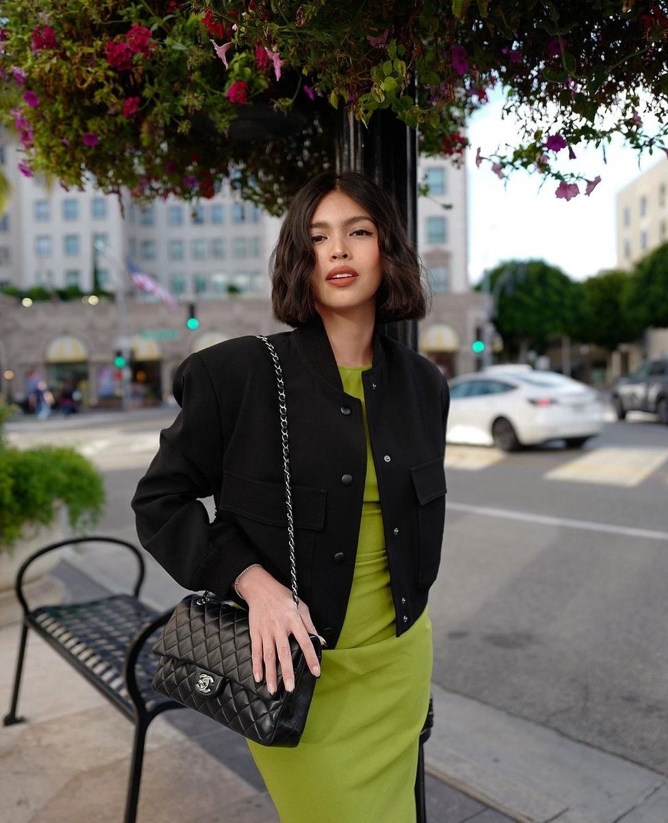 For all the hullabaloo surrounding her, one thing remains certain - the truth has always a funny way of revealing itself.

Maine has always been an ICON OF TRUTH. 

<a href="/mainedcm/">Maine Mendoza</a> 
#MaineMendoza