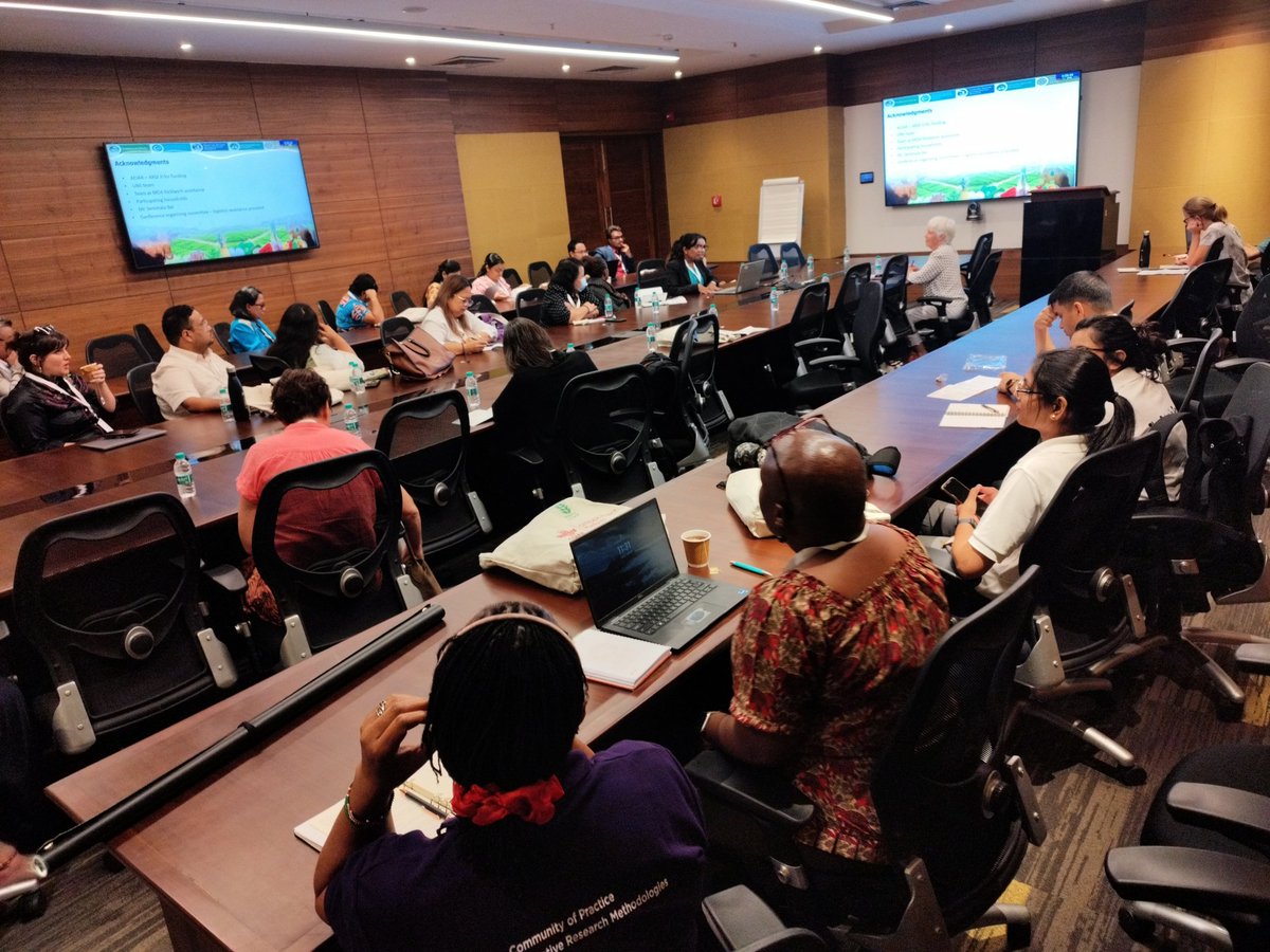 MaheshIVRI's tweet photo. Global food production volumes are not aligned with nutritional needs, says Dinesh Panday, #YPARD representative while sharing 4 key enablers of youth empowerment to achieve sustainable agri-food systems #GENDER2023 @CGIARgender @icarindia #GenderinAg @YPARD_AP @ypard https://t.co/yO71lQAzxs