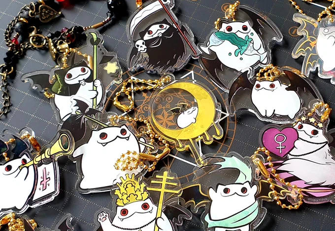 สินค้าเตรียมขายที่งานหนังสือค่ะ