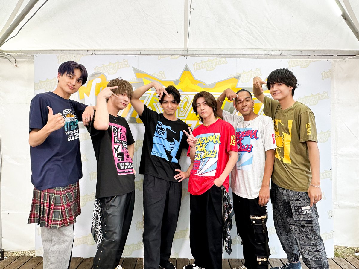 Old_HelloWorld's tweet photo. Excited for their first major music festival, #Aegroup stops for a photo before heading on to the "Raijin Stage" at yesterday's #INAZUMAROCKFES2023!

"The energy was bigger than we could have imagined! It was a new experience that made us hungry to do even more."💜 https://t.co/bZGThaEiaJ