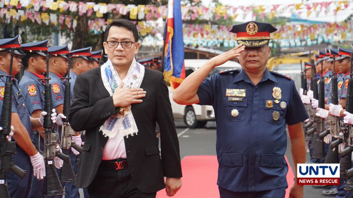 UNTVNewsRescue's tweet photo. LOOK: The Members of the Church of God International (MCGI) represented by Bro. Daniel Razon rendered its public services to police personnel and families at Philippine National Police (PNP) Region 5 Headquarters at Camp General Simeon Ola in Legazpi City on Tuesday, October 10. https://t.co/1TvzAR4sQu