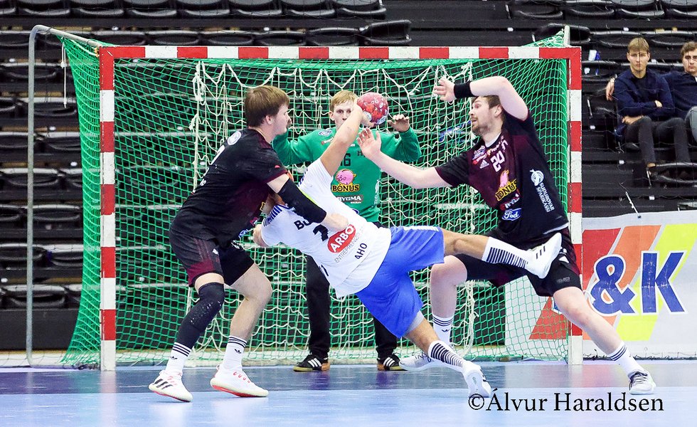 Faroese clubs are back in action in Round 2 of the EHF European Cup Men this week 🤩 H71 🇫🇴 v 🇭🇷 MRK Trogir in Croatia on Wednesday & Friday VÍF 🇫🇴 v 🇱🇺 Handball Esch in Luxembourg on Saturday & Sunday Good luck! 🇫🇴🙌 ➡️ hsf.fo/spennandi-euro…