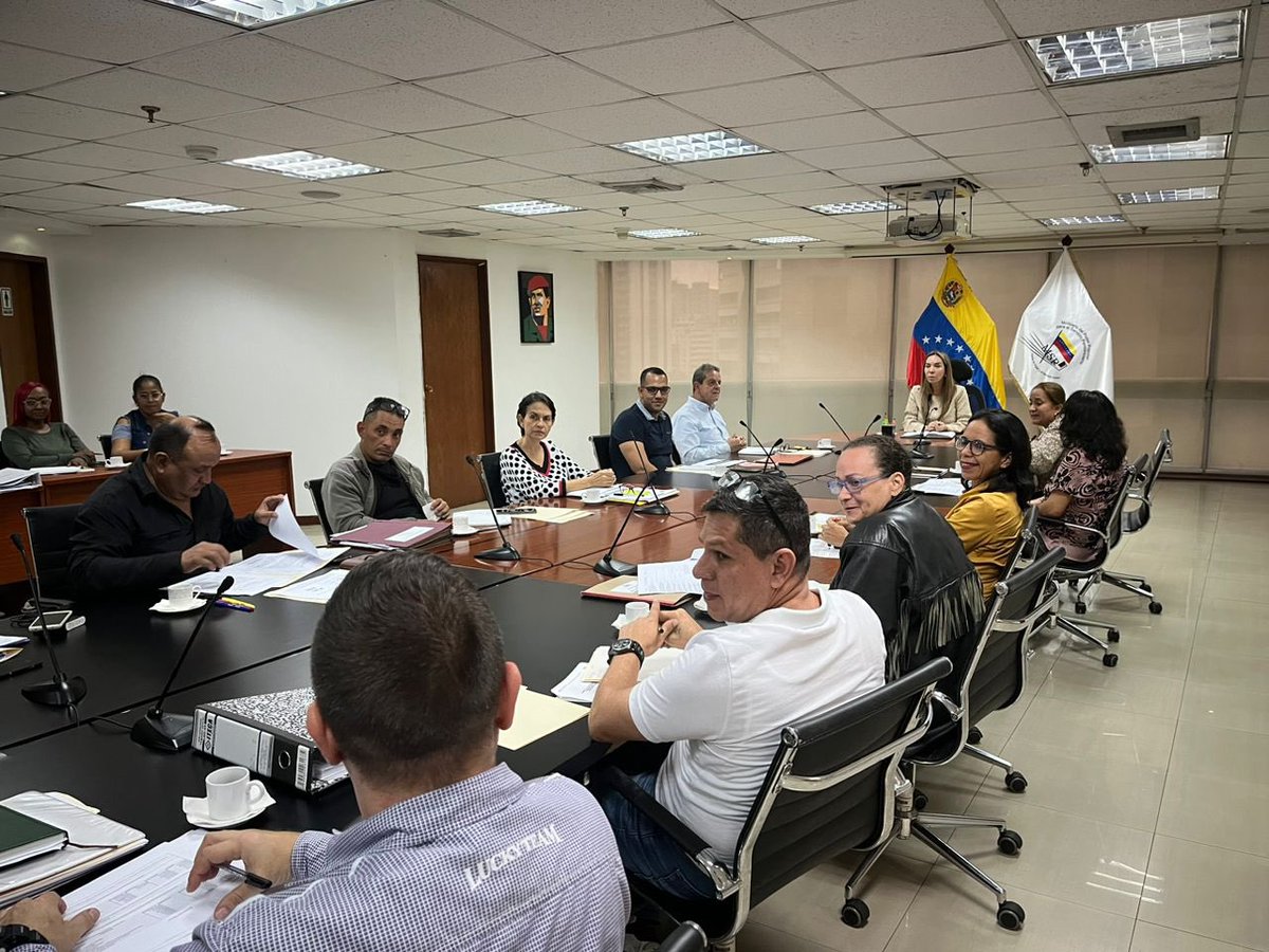Derecho_paz's tweet photo. Esto con la finalidad de afianzar las estrategias para el fortalecimiento del Sistema Penitenciario en el país, instruido por nuestro Pdte. @nicolasmaduro https://t.co/BmH1azzCPZ