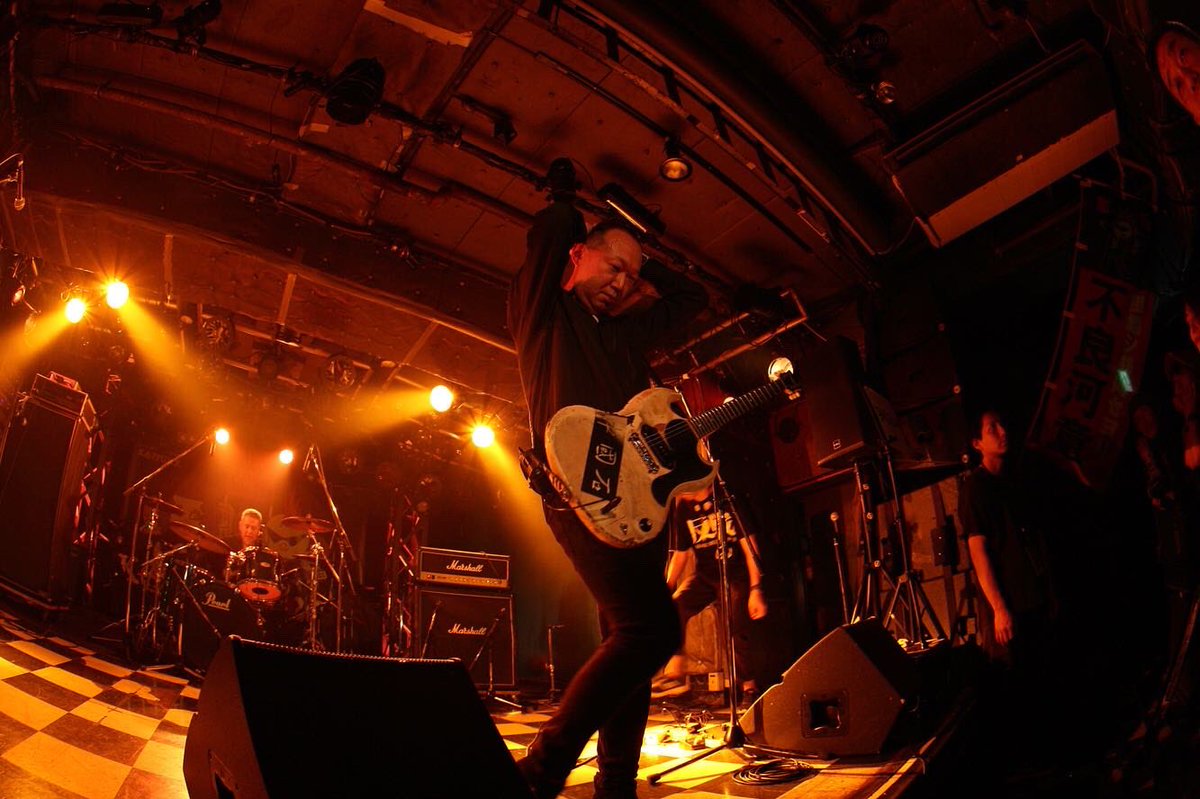 hellbillybop69's tweet photo. 2023 10/8 BAREBONES Live at 新宿LOFT KAPPUNK 2023
Photo byMiki Matsushima
#barebones #barebonesband #bareboneszero#mikimatsushima https://t.co/yFFnr8lYTQ