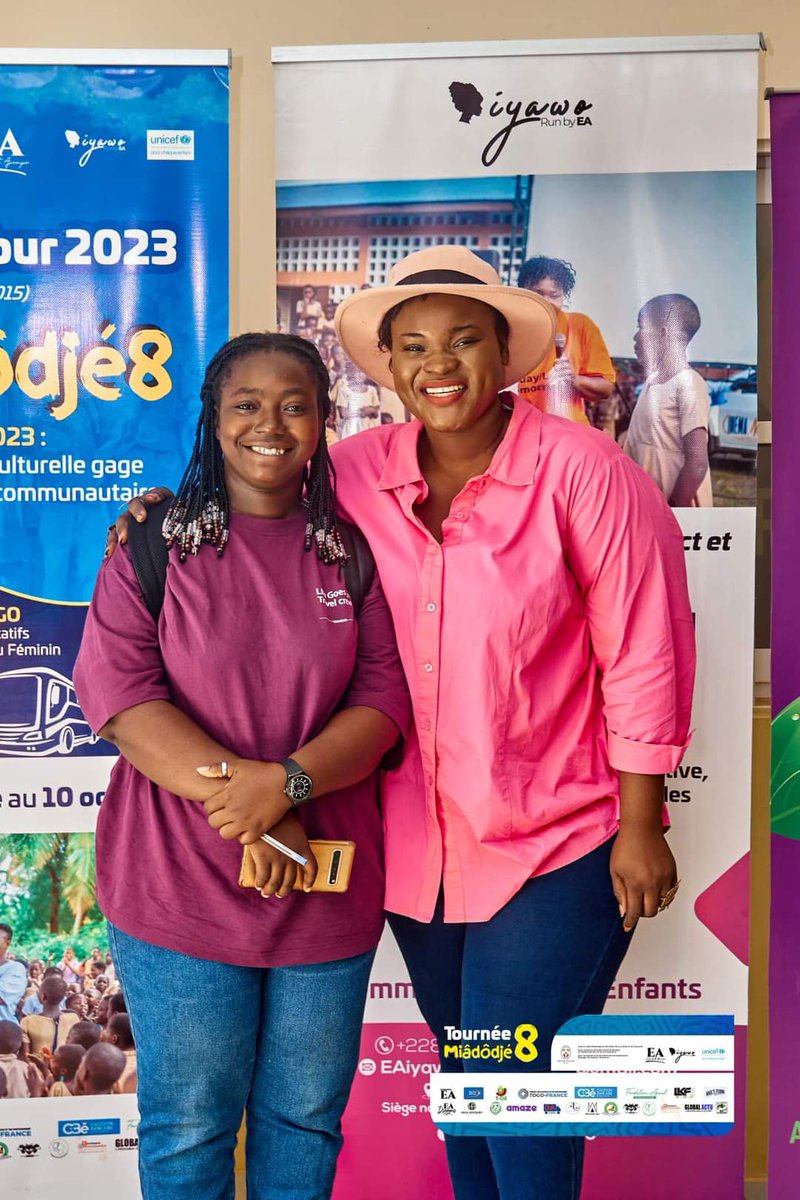 m_barota's tweet photo. Merci à la communauté #EAIyawo pour le #MeetAndGreet spécial kara organisée lors de #Miâdôdjé8 tour.
#ÉlisabethApampa
#FemmeVieLiberté
#FilleLeader
#FemmesLeader https://t.co/2hkJaRKsxP