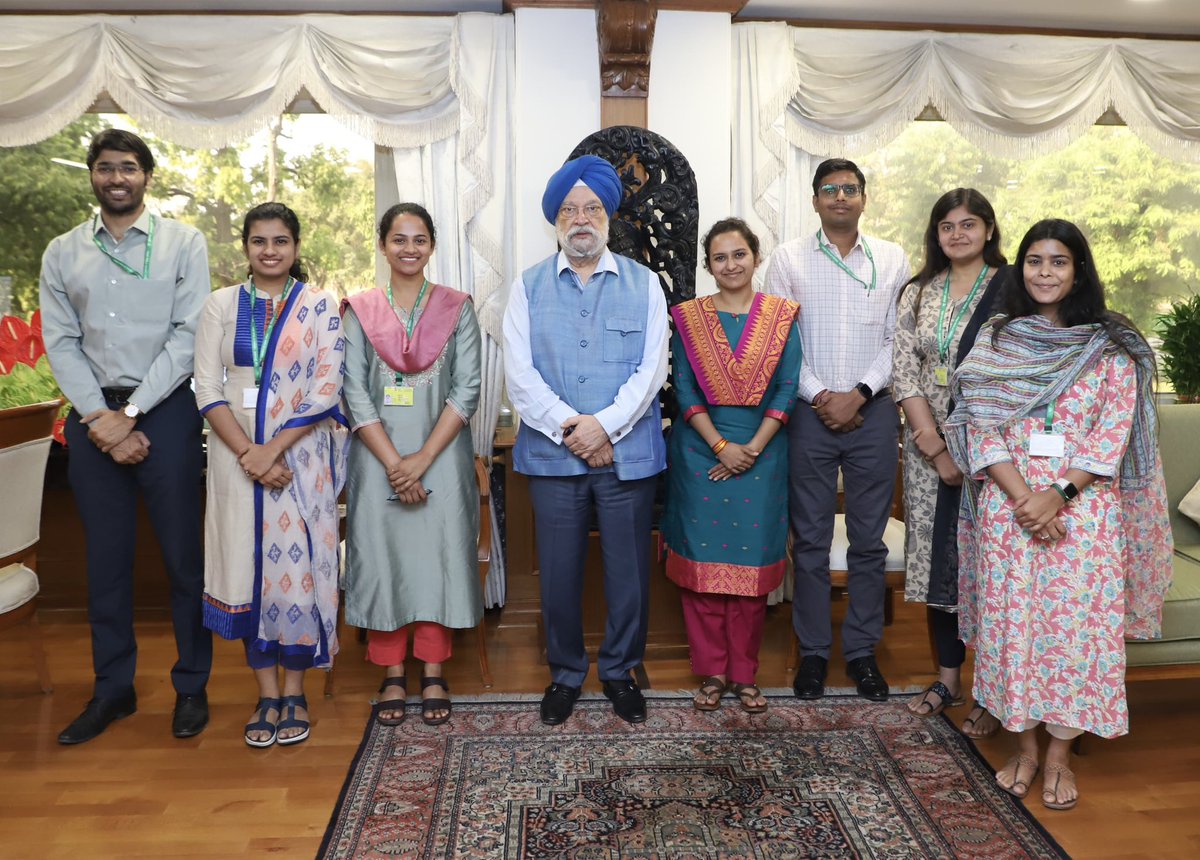 Hardeep Singh Puri (@hardeepspuri) on Twitter photo Was very happy to interact with bright young officers who were completing a two month stint with <a href="/MoHUA_India/">Ministry of Housing and Urban Affairs</a> as Asst Secretaries.
Wished them all the best as they step out to implement policies of inclusive change during India journeys through #AmritKaal
<a href="/IASassociation/">IAS Association</a> Was very happy to interact with bright young officers who were completing a two month stint with <a href="/MoHUA_India/">Ministry of Housing and Urban Affairs</a> as Asst Secretaries.
Wished them all the best as they step out to implement policies of inclusive change during India journeys through #AmritKaal
<a href="/IASassociation/">IAS Association</a>