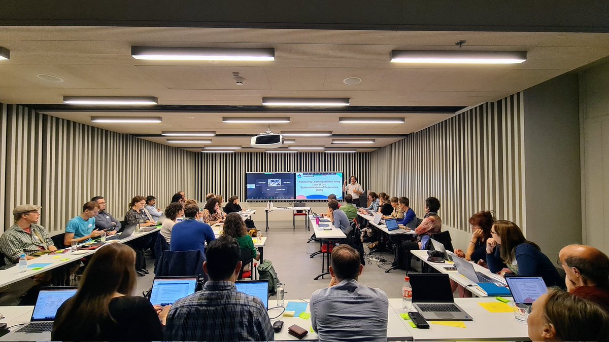 Balint Balazs 🐝 🌱 🌗 🥊 tweet media