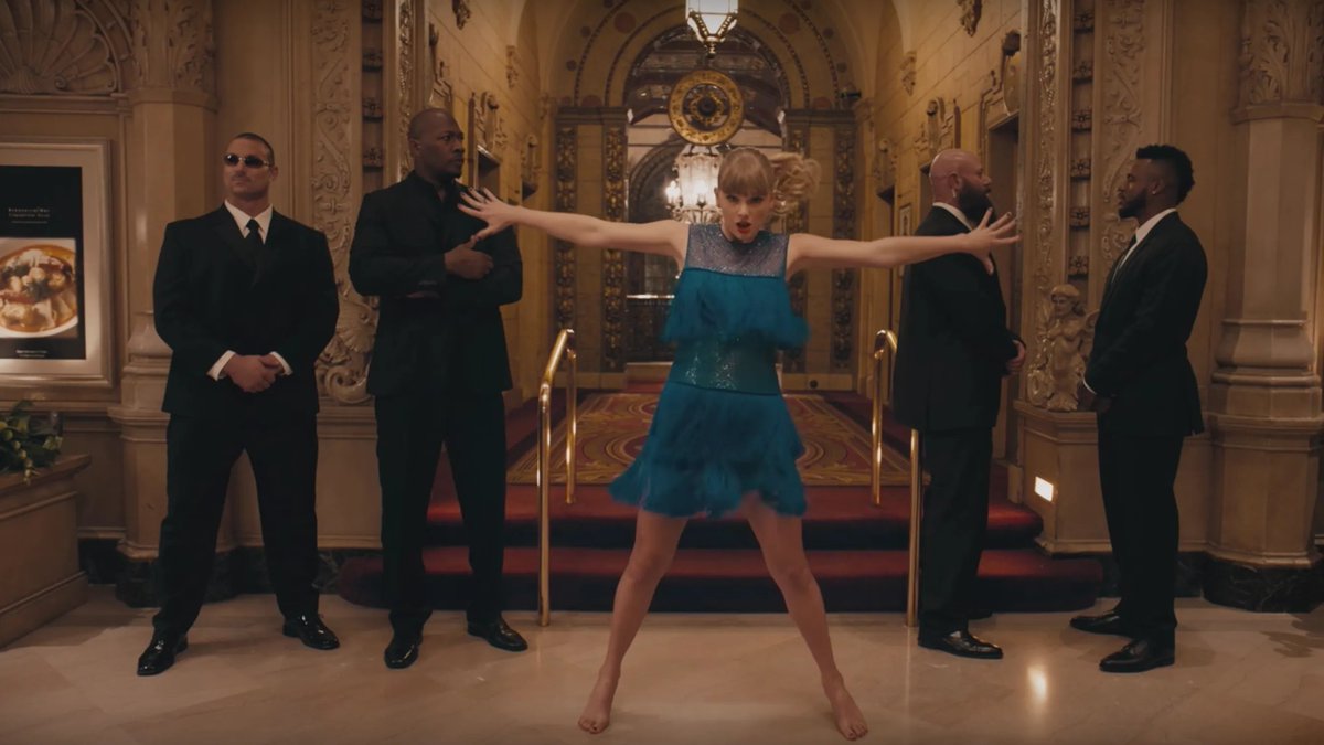 blessedswifty's tweet photo. 📲 | @JosephKahn defends @TaylorSwift13 on recent fiasco:

— “The concept is literally Taylor is invisible so she dances cringe. At a certain point, you cannot calibrate all your work to the dumbest person in the room. For the sake of quality, collateral damage must be accepted.” https://t.co/SRHz4FuoC5