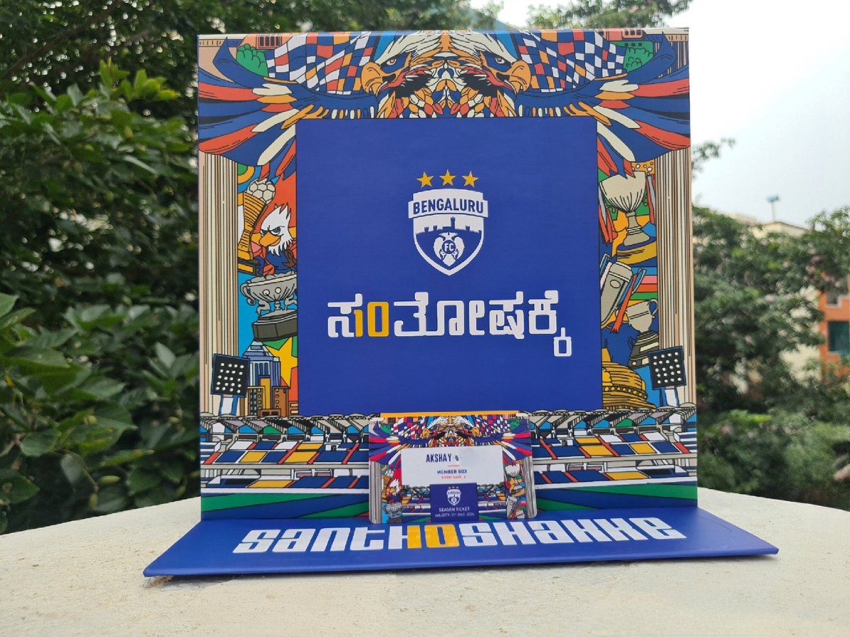 sleepyheadspeak's tweet photo. If Monday Blues were good and as good as this one!  World would've been a fantastic place.

Presenting the items from @bengalurufc Membership for Season 2023-24

Members Box contains:
Season Ticket Card
Members Edition Polo Tshirt and Scarf

#WeAreBFC #MembershipBox #Santhoshakke https://t.co/sk61RWJAXW